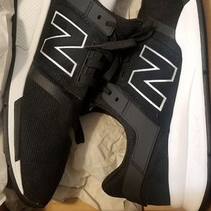 New Balance 247
